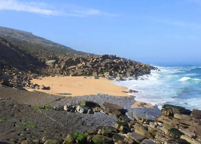 別荘 Charming House In With Fireplace ナザレ