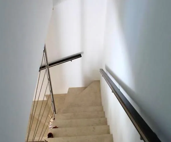 別荘 Charming House In With Fireplace