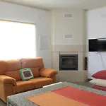 Charming House In With Fireplace * Nazaré