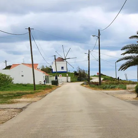 بيت للعطل Charming House In With Fireplace *