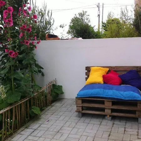 Charming House In With Fireplace * Nazare