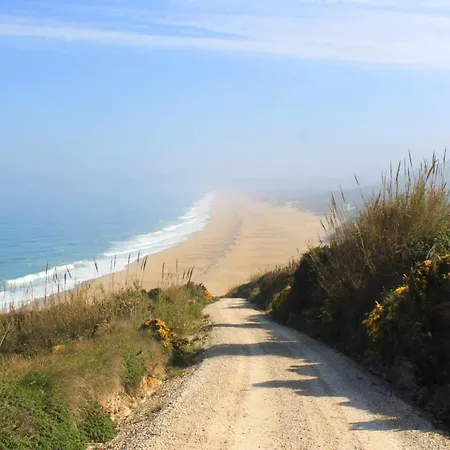 بيت للعطل Charming House In With Fireplace *