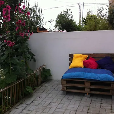 Charming House In With Fireplace ナザレ